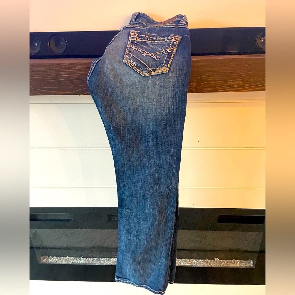Buckle Kate jeans like new size 26 boot cute